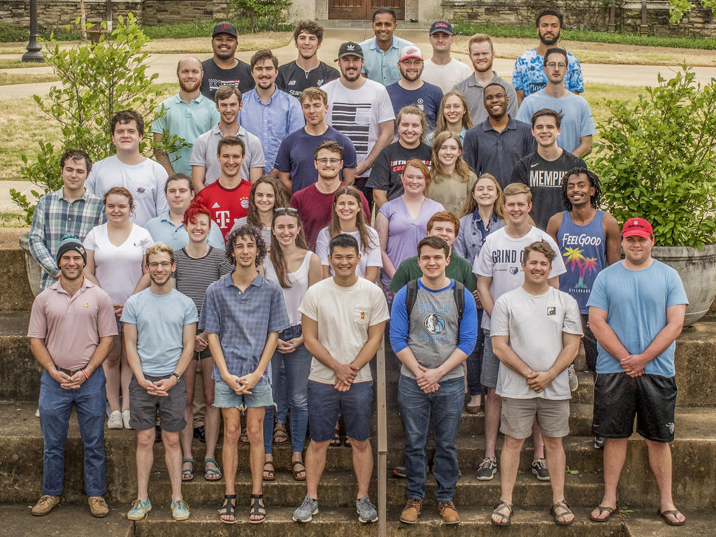 a group photo of the computer science graduating class of 2019
