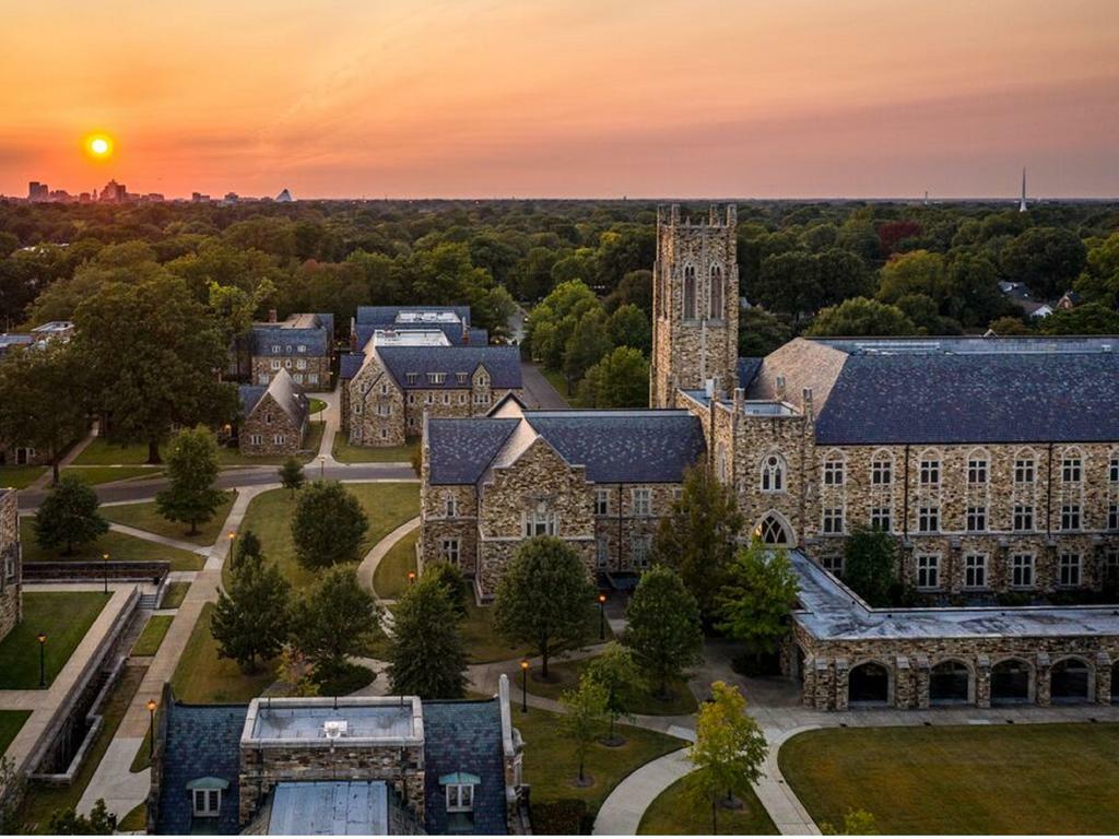 image of Rhodes College in Memphis, Tennessee
