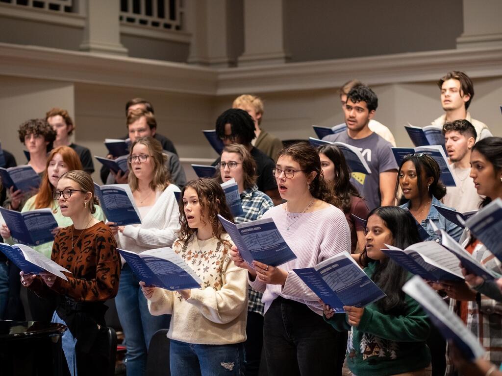 image of Rhodes Singers in rehearsal