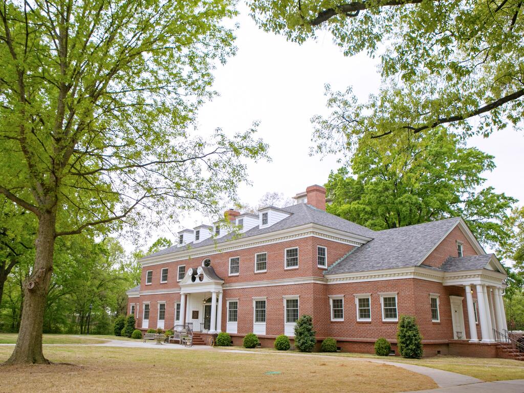 image of Dorothy C. King Hall at Rhodes College