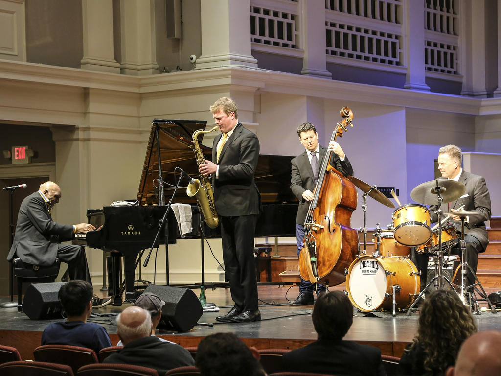 Jazz band on stage